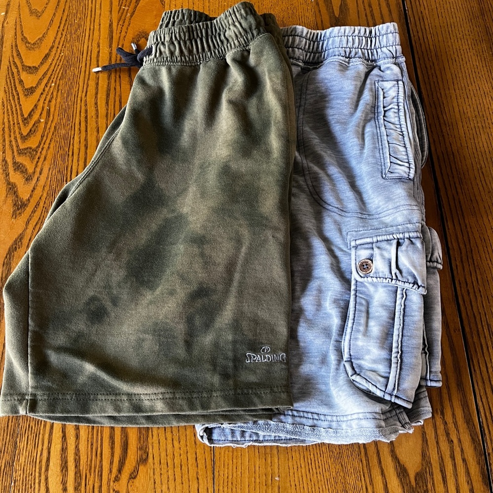 Lot of (2) Mens Jogger Shorts - Size Medium - Picture 3 of 16